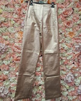 Pantalón metalizado dorado