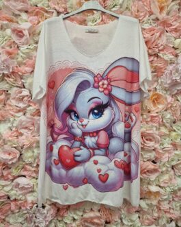 Camiseta coneja en las nubes