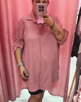 Camisa curvy maquillaje